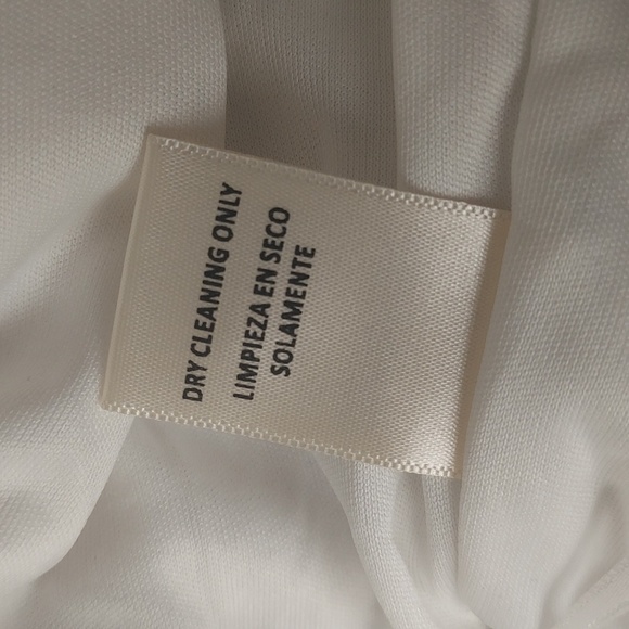 Capsulle White Feathered Mini Skirt with Exposed Silver Zipper Size Large NWT - Picture 14 of 16